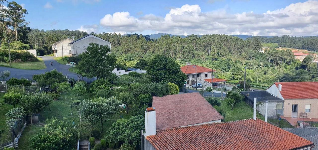 Adeinés Viviendas uso turístico A Estrada Exterior foto